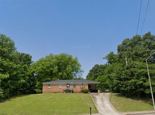 2583 Whitten Rd, Memphis, TN 38134