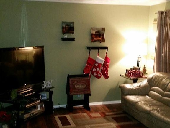 4th image of 273 Crestwood Dr