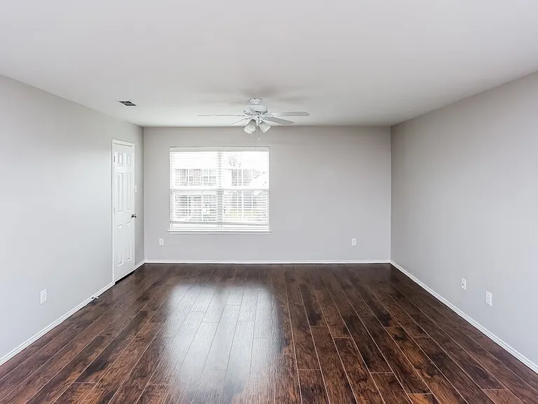 5000 Caraway Dr — Photo 7
