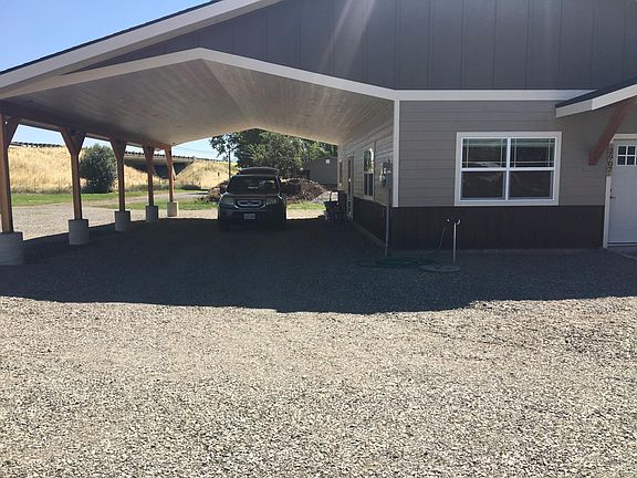 1056 sqft carport with lighting and exterior outlets