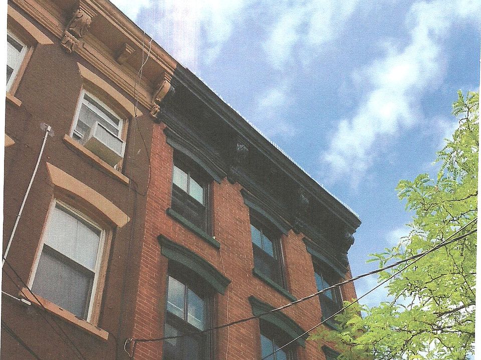 Cornice
