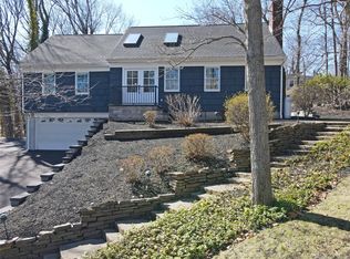 102 Longfellow Lane, Port Jefferson, NY 11777
