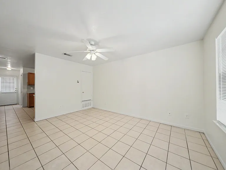 2813 Cantabrian Dr, Killeen — Photo 9