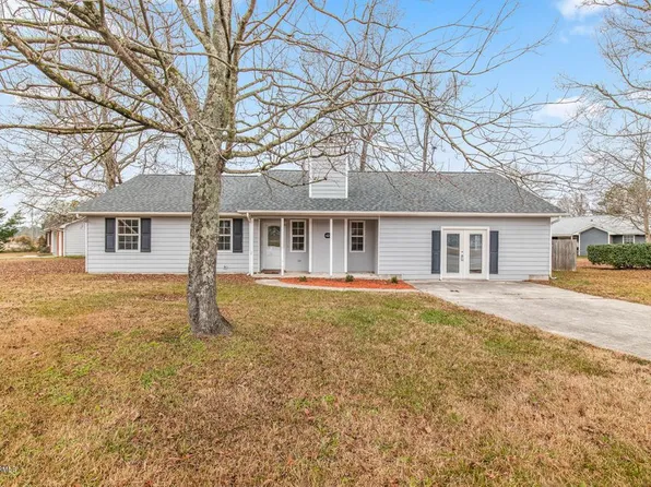 424 Singletree Dr, Jacksonville, NC 28540