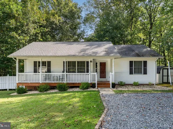 49 Avian Ct, Montross, VA 22520