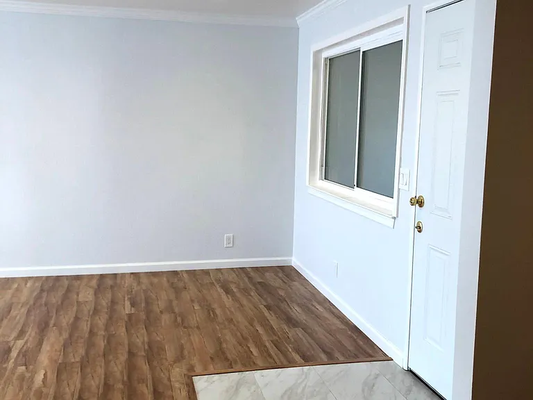 205 Autrey St — Photo 2