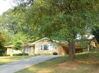 1486 Robinhood Trl, Gainesville, GA 30501