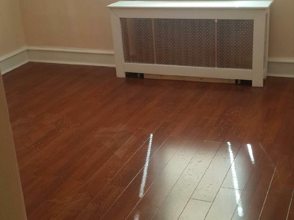2nd image of 3334 Brighton St