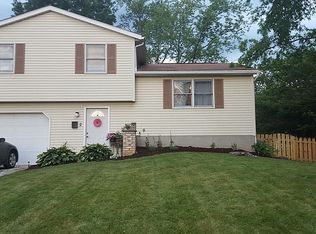 2 Holly Ct, Rittman, OH 44270