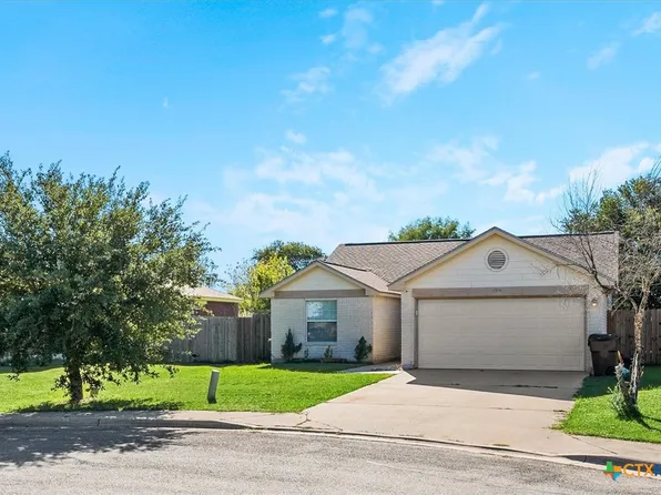 1514 Windridge Dr, Lockhart, TX 78644