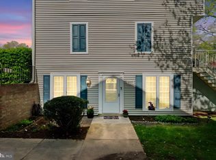 2823 Madeira Ct, Woodbridge, VA 22192