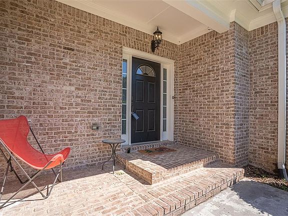 3rd image of 2515 Kingsbrooke Ln