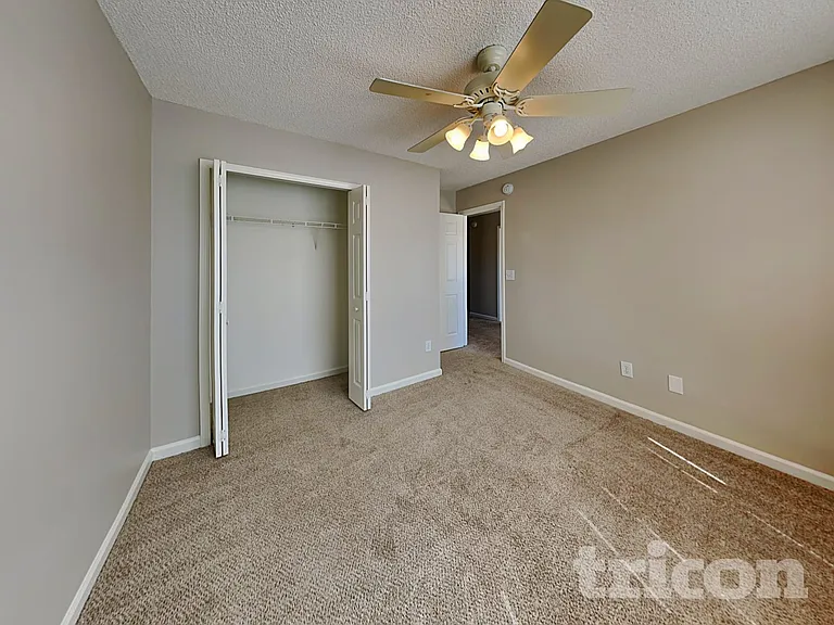 312 Buckthorne Dr — Photo 18