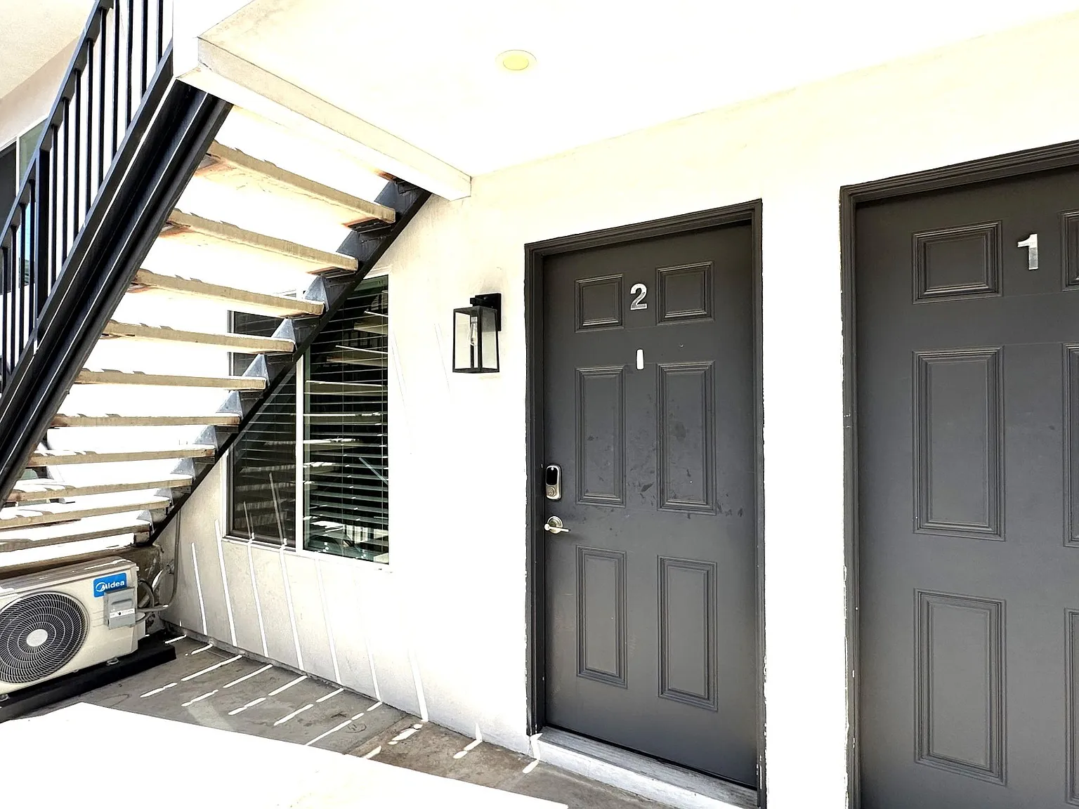 Beautifully Remodeled Property in Prime North Park Location — Photo 3