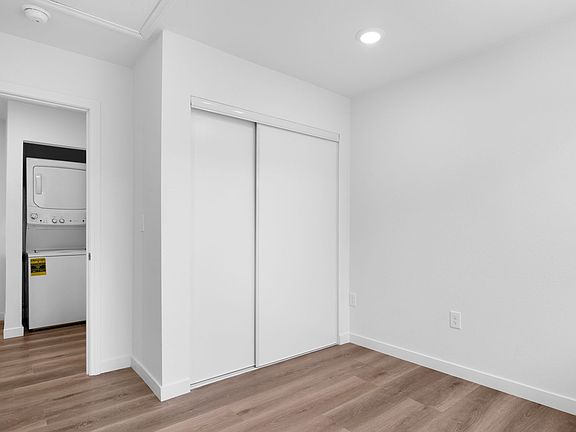 3rd image of 24787 Valecrest Dr #B