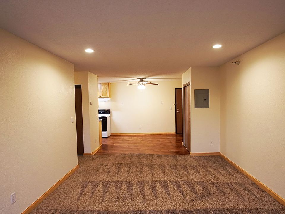 301 Burnsville Pkwy E Burnsville MN Zillow