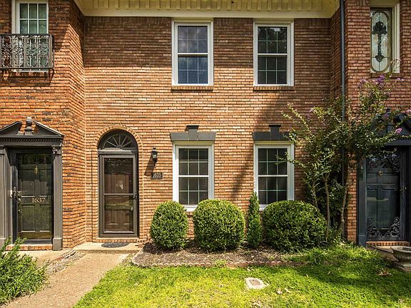 3rd image of 1635 Kimbrough Park Pl #1635