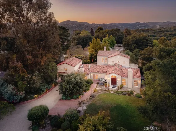 21149 Entrada Rd, Topanga, CA 90290