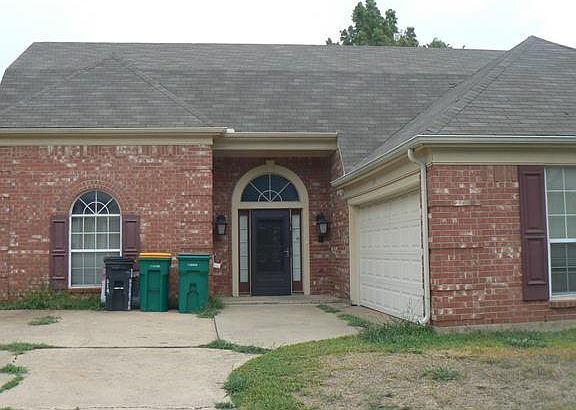 4th image of 314 Pemberton Pl