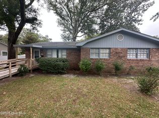 311 N Atlantic Ave, Southport, NC 28461