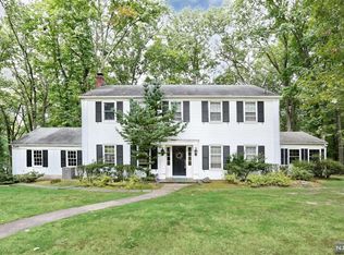 115 Apple Ridge Rd, Woodcliff Lake, NJ 07677