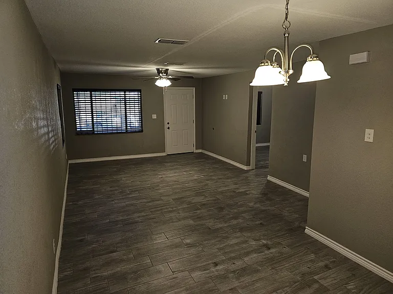 116 S Tapeyste Ave — Photo 3