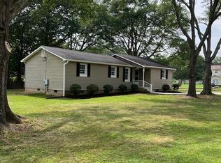 500 Pollard Rd, Simpsonville, SC 29681