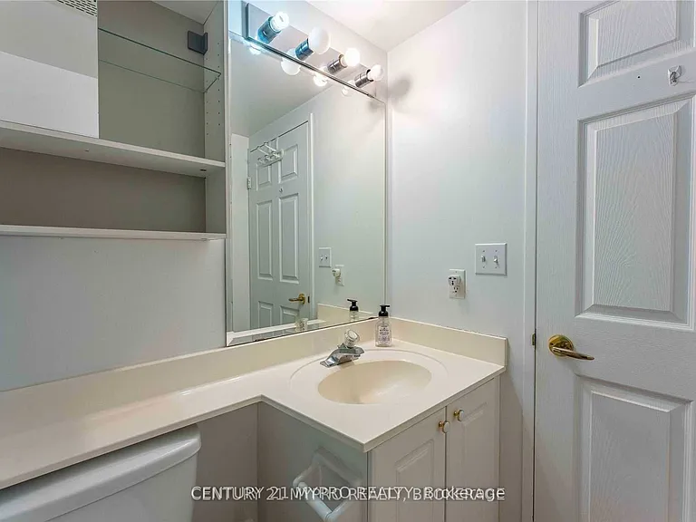 1 Lee Centre Dr #1609 — Photo 20