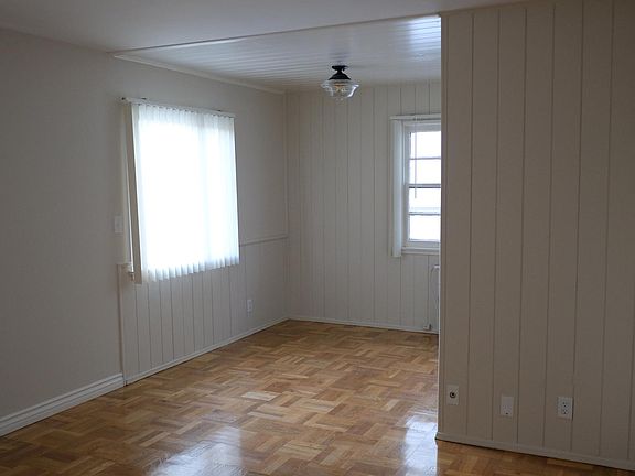 4th image of 16025 Gault St APT 16