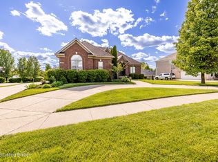 2202 Polo Creek Ln, Louisville, KY 40245