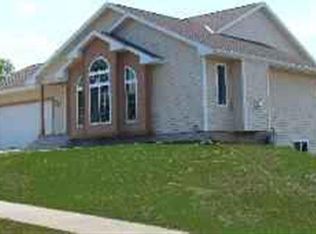 202 Rustic Dr, Madison, WI 53718