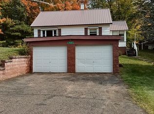 41324 Tapiola Rd, Chassell, MI 49916