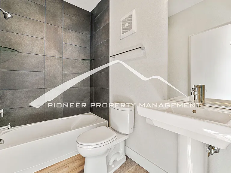 1182 S Reed St — Photo 16