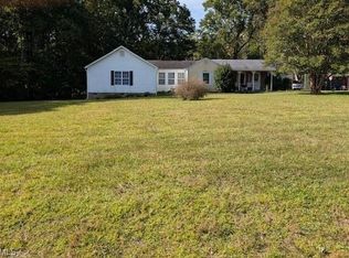6390 Seward Rd, Pfafftown, NC 27040