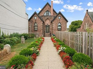 141 Krams Ave, Philadelphia, PA 19127