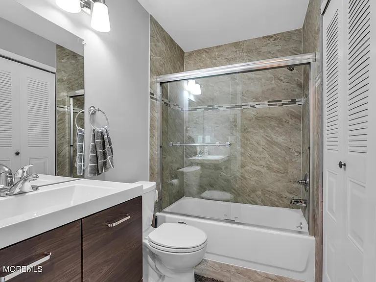 91 Arrowood Rd #B — Photo 11