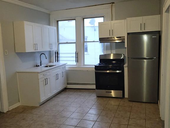 2nd image of 151 Parker St APT 8