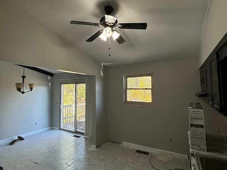 4410 N Bend Rd — Photo 27