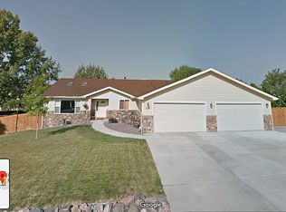 8187 S Dover St, Littleton, CO 80128