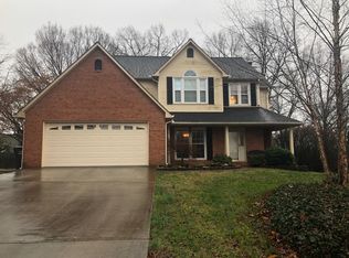 124 Country Run Cir, Powell, TN 37849