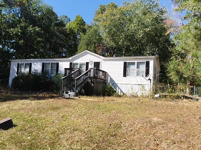 229 Maxwell Ln