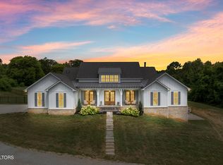 1014 High Springs Rd, Knoxville, TN 37932