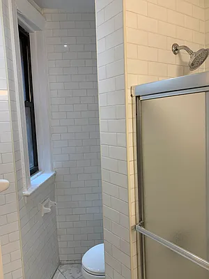 Rented by Salon Realty Corp | media 14