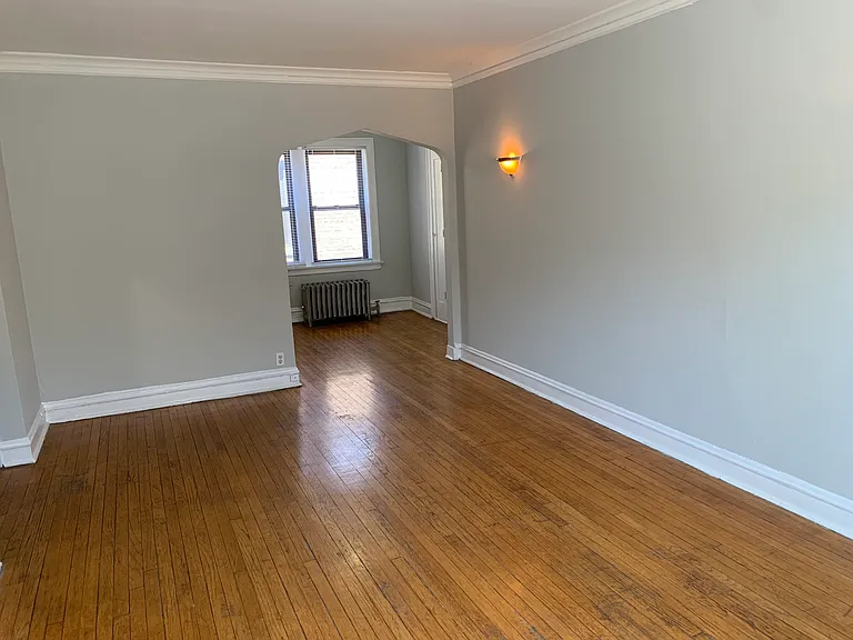 6223 N Artesian Ave #3E — Photo 4