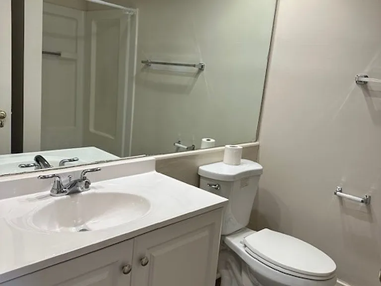 570 Race St #2 — Photo 9