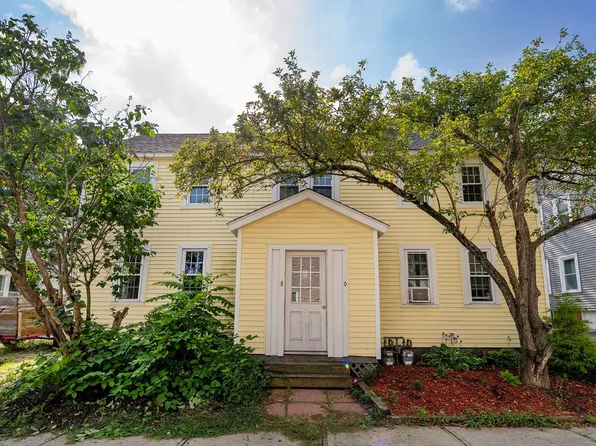 6 Spring St, Amesbury, MA 01913