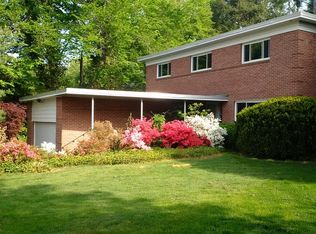 68 Mulberry Hl, Hamden, CT 06517