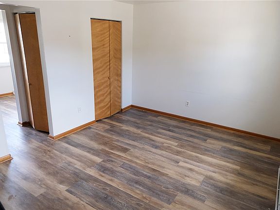 2nd image of 1701 4th Ave