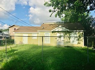 2943 Lipscomb St, Houston, TX 77023