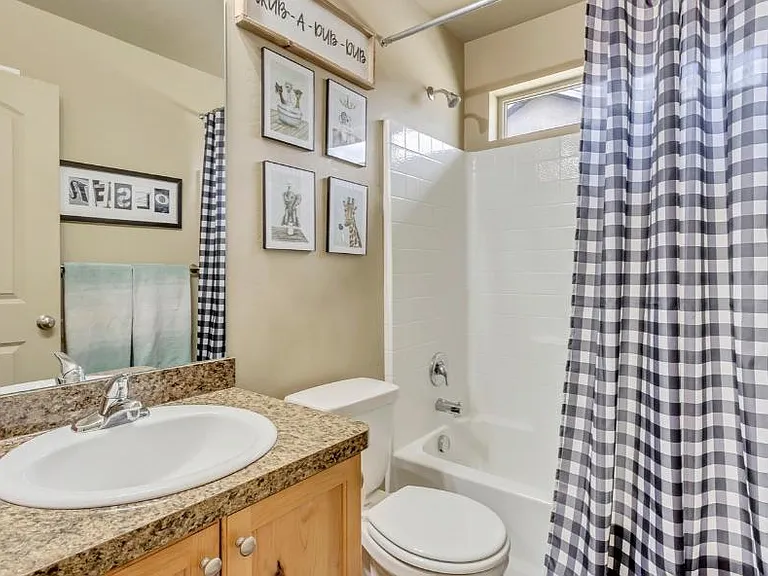 2254 S Baxter Dr — Photo 17